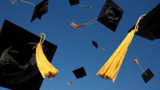 美加英澳 學生機票優惠 – Bees.Travel