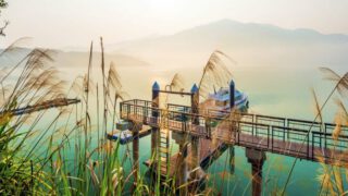 台北、高雄及台中經濟客艙 港幣1,110起 – 國泰港龍